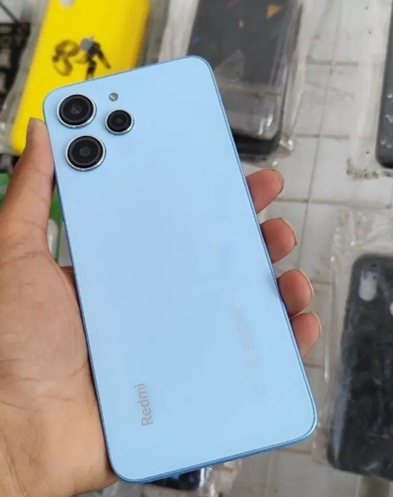 گوشی شیائومی Redmi 12 | حافظه 256 رم 8 گیگابایت