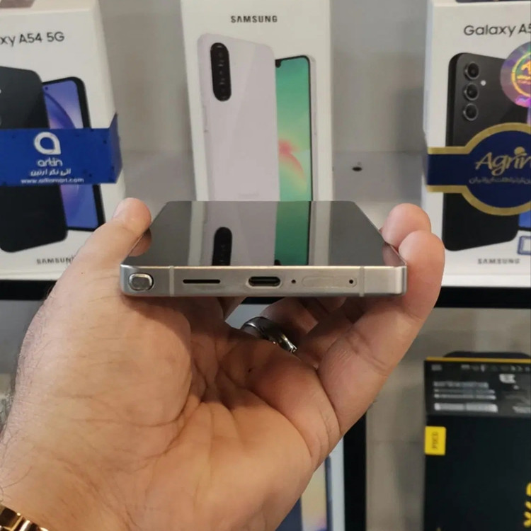 گوشی سامسونگ (ویتنام) S25 Ultra 5G | حافظه 256 رم 12 گیگابایت